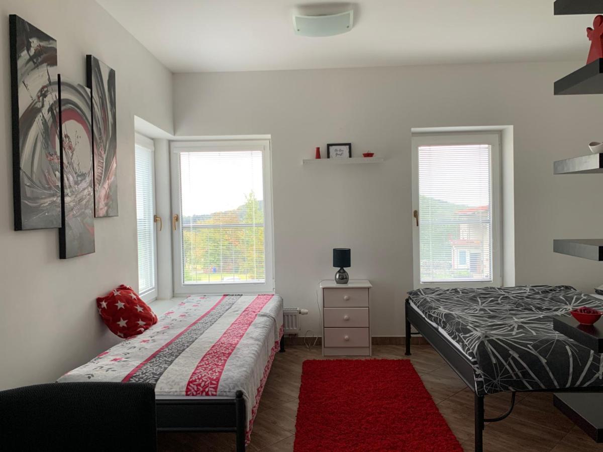 Apartmany Na Rozcesti Lomnice nad Popelkou Εξωτερικό φωτογραφία