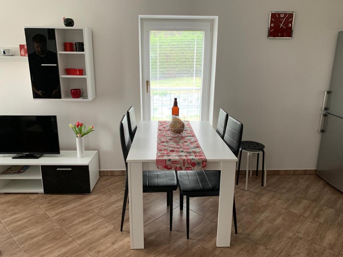 Apartmany Na Rozcesti Lomnice nad Popelkou Εξωτερικό φωτογραφία