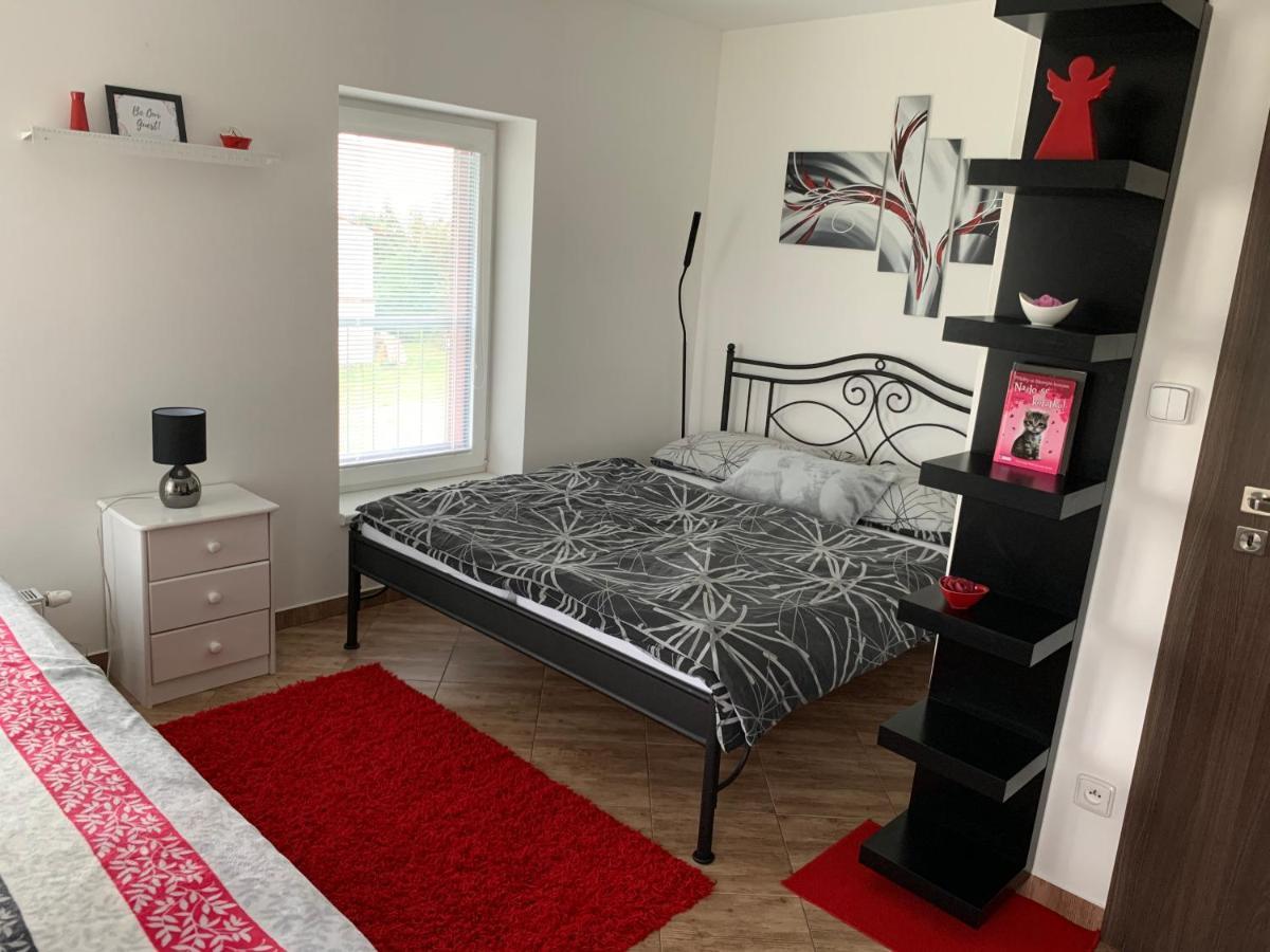 Apartmany Na Rozcesti Lomnice nad Popelkou Εξωτερικό φωτογραφία