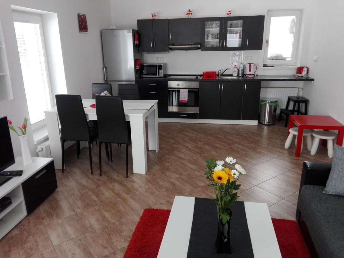 Apartmany Na Rozcesti Lomnice nad Popelkou Εξωτερικό φωτογραφία